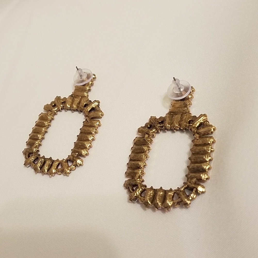 NWT Colorful rhinestone earrings - Picture 2 of 3
